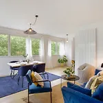 L\'Air - Elegant 2 Chambres Avec Loggia Dans Residence De Haut Standing
