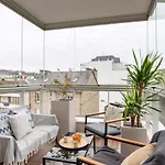 L\'Air - Elegant 2 Chambres Avec Loggia Dans Residence De Haut Standing